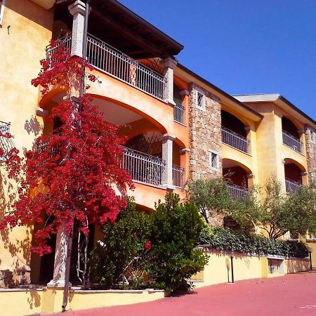 Villa Borgo Bellavista Badesi Exterior foto